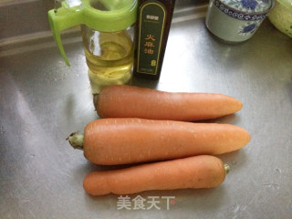 蚝油焖胡萝卜----晚上的减肥餐的做法步骤：1