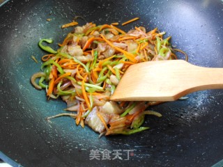 三丝炒五花肉的做法步骤：7