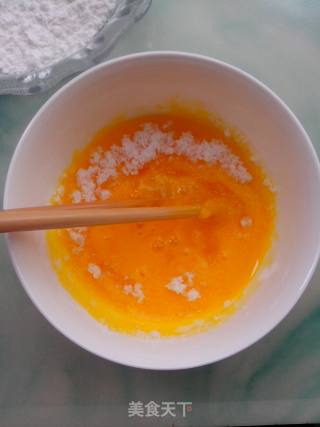 经典舒芙蕾乳酸蛋糕的做法步骤：2