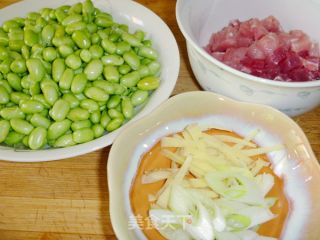 营养下饭菜-【毛豆炒肉】的做法步骤：1