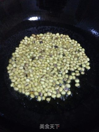 空心菜炒黄豆的做法步骤：3