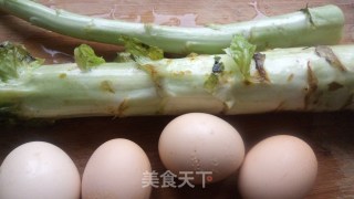 莴笋炒鸡蛋的做法步骤：1