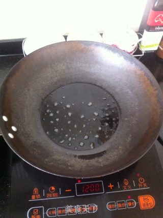 虾仁三鲜菜盒子的做法步骤：2