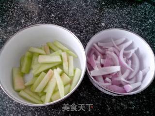野山椒泡凤爪的做法步骤：3