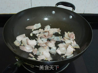 胡萝卜蒜苔炒肉片的做法步骤：5