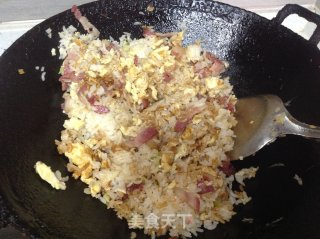培根蛋炒饭的做法步骤：7
