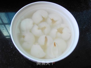 荔枝马蹄糖水的做法步骤：2