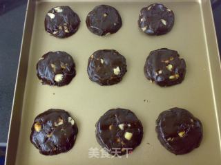 红糖果仁巧克力饼的做法步骤：8