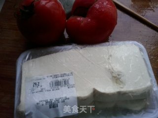 西红柿炖豆腐的做法步骤：1