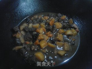 红烧牛肉的做法步骤：16