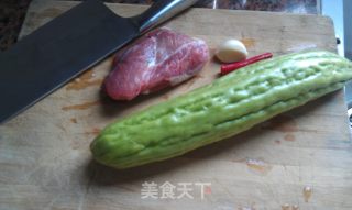 凉瓜丝炒肉丝的做法步骤：1