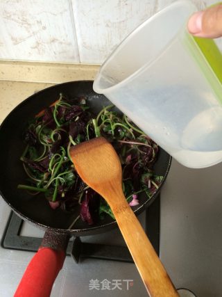 清炒苋菜的做法步骤：4