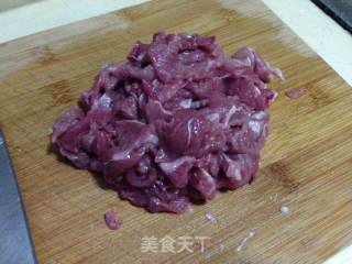 猪展肉蒸虫草花的做法步骤：2