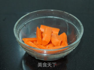 蚕豆胡萝卜筒骨汤的做法步骤：4