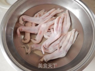 香卤鸭掌的做法步骤：2