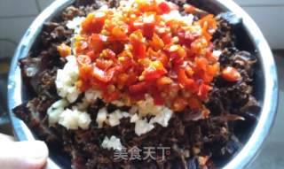 湘味下饭菜--盐菜蒸腊肉的做法步骤：8