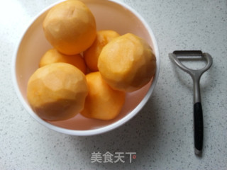 冰糖黄桃的做法步骤：2