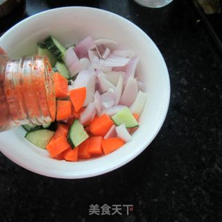洋葱拌黄瓜的做法步骤：5