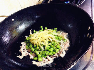 毛豆榨菜炒肉丝儿的做法步骤：11