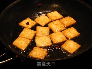酱汁烩豆腐的做法步骤：2