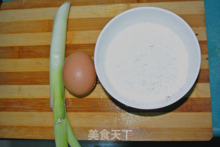 鸡蛋面糊饼的做法步骤：1