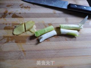 干豇豆炖脊骨的做法步骤：2