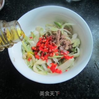 椒盐榨菜丝的做法步骤：4