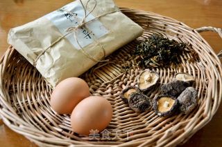 梅干菜鲜肉丸子的做法步骤：1