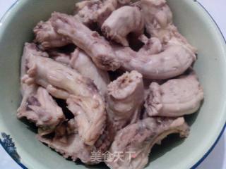 健康美食——《毛豆红烧鸡脖子》的做法步骤：2