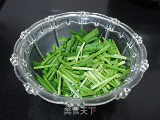 韭菜炒鸡蛋的做法步骤：5