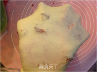 蔓越莓牛奶吐司 (面包机版)的做法步骤：1
