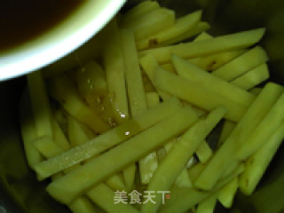 豉香炸薯条的做法步骤：6