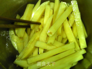 豉香炸薯条的做法步骤：7