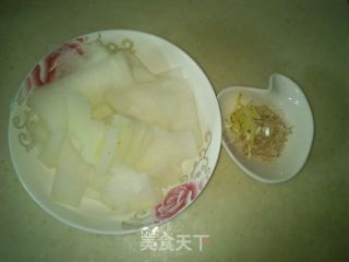 冬瓜汤的做法步骤：1
