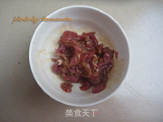 蚕豆肉丝的做法步骤：2