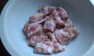 松茸炖排骨的做法步骤：2
