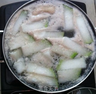 水鸭冬瓜汤的做法步骤：4