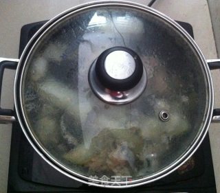 水鸭冬瓜汤的做法步骤：5