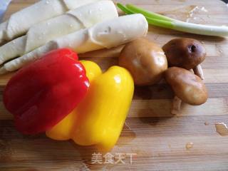 鲍汁烧茭白的做法步骤：1