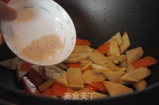 炒三素的做法步骤：2