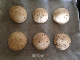 北欧式五谷小餐包的做法步骤：6
