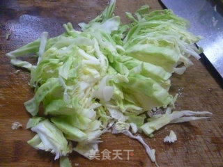 洋葱圆白菜炒面的做法步骤：5