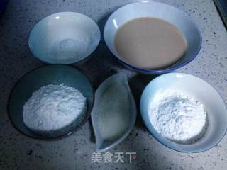 冰皮月饼的做法步骤：1