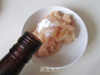 彩椒鸡丝的做法步骤：2