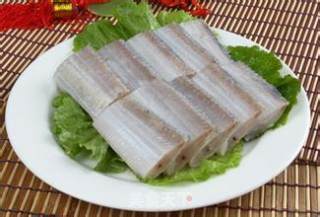 红烧带鱼的做法步骤：2