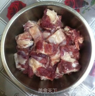 平底锅叉烧排骨的做法步骤：1