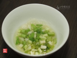 葱油手撕鸡的做法步骤：8