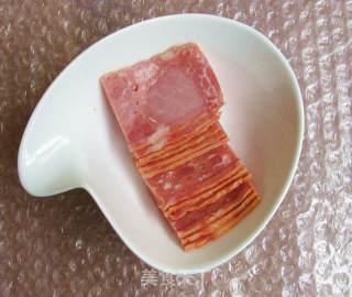 蜜桃培根的做法步骤：1