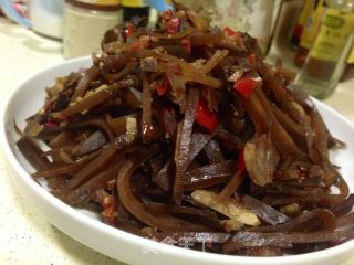 大头菜炒腊肉的做法步骤：5