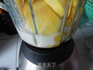 芒果牛奶冰棍的做法步骤：4
